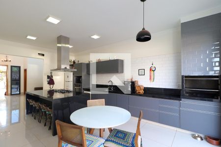 Casa de condomínio para alugar com 210m², 3 quartos e 4 vagasCozinha