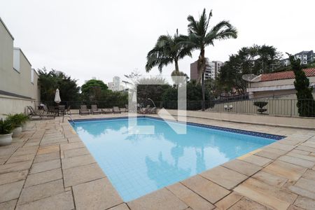 Apartamento à venda com 125m², 3 quartos e 3 vagas Apartamento à venda com 125m², 3 quartos e 3 vagasPiscina
