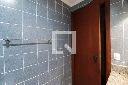 Apartamento à venda com 125m², 3 quartos e 3 vagas Apartamento à venda com 125m², 3 quartos e 3 vagasBanheiro Social