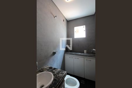 Casa à venda com 200m², 3 quartos e 2 vagasLavabo