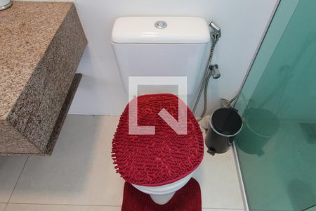 Casa à venda com 200m², 3 quartos e 2 vagasSuíte