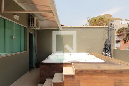 Casa à venda com 200m², 3 quartos e 2 vagasÁrea Gourmet