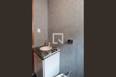 Casa à venda com 200m², 3 quartos e 2 vagasLavabo
