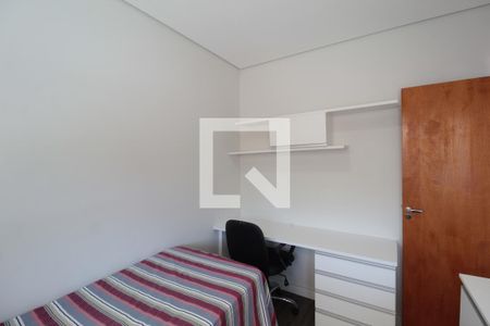 Casa à venda com 200m², 3 quartos e 2 vagasQuarto 2