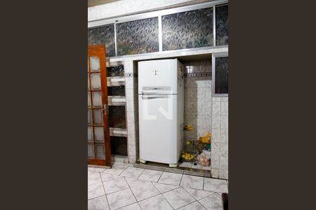 Casa à venda com 125m², 4 quartos e 2 vagas Casa à venda com 125m², 4 quartos e 2 vagasCozinha