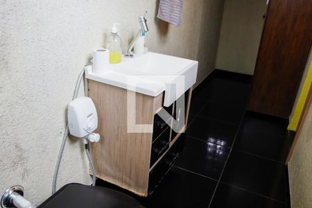 Casa à venda com 125m², 4 quartos e 2 vagas Casa à venda com 125m², 4 quartos e 2 vagasBanheiro da Suíte 3