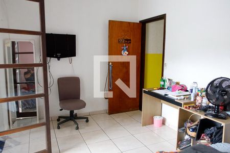 Casa à venda com 125m², 4 quartos e 2 vagas Casa à venda com 125m², 4 quartos e 2 vagasQuarto 2