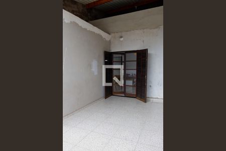 Casa à venda com 125m², 4 quartos e 2 vagas Casa à venda com 125m², 4 quartos e 2 vagasTerraço