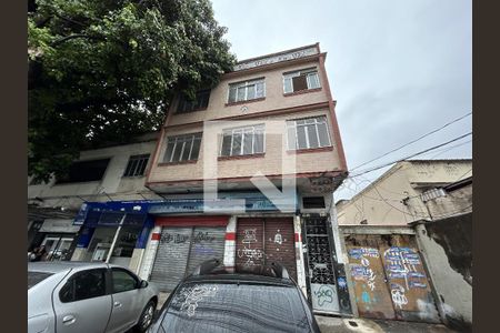 Apartamento para alugar com 65m², 2 quartos e sem vagaFachada + plaquinha