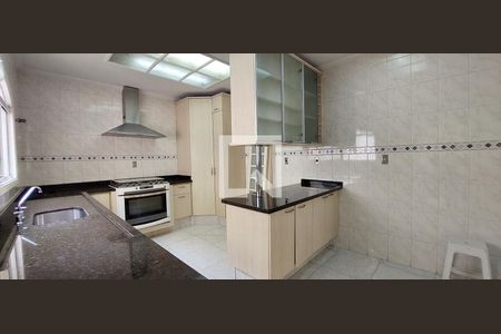 Apartamento para alugar com 103m², 3 quartos e 2 vagasCozinha