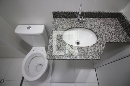 Apartamento à venda com 48m², 2 quartos e 1 vagaBanheiro Social