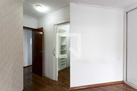 Apartamento à venda com 195m², 4 quartos e 2 vagasSuíte 1