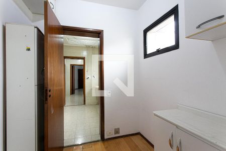 Apartamento à venda com 195m², 4 quartos e 2 vagasQuarto de Serviço