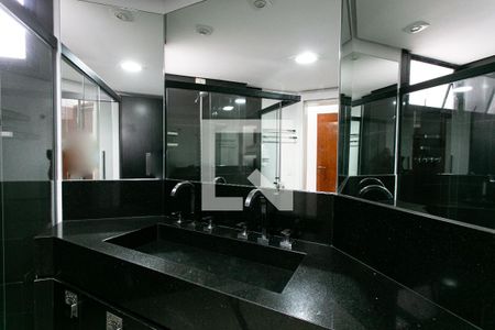 Apartamento à venda com 195m², 4 quartos e 2 vagasBanheiro da Suíte 1