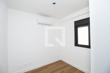 Apartamento à venda com 115m², 2 quartos e 2 vagasQuarto