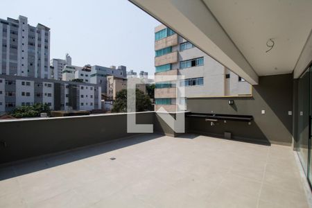 Apartamento à venda com 127m², 2 quartos e 2 vagasÁrea comum - Banheiro