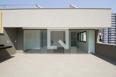 Apartamento à venda com 127m², 2 quartos e 2 vagasÁrea comum - Banheiro