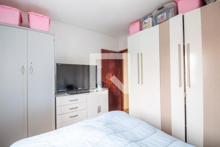 Casa à venda com 250m², 4 quartos e 2 vagasQuarto (Casa 2)