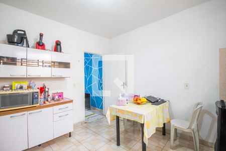 Casa à venda com 250m², 4 quartos e 2 vagasCozinha (Casa 1)