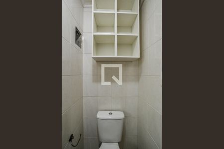 Apartamento à venda com 84m², 2 quartos e 1 vaga Apartamento à venda com 84m², 2 quartos e 1 vagaBanheiro da Suíte