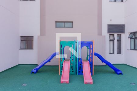 Apartamento à venda com 84m², 2 quartos e 1 vaga Apartamento à venda com 84m², 2 quartos e 1 vagaÁrea comum - Playground