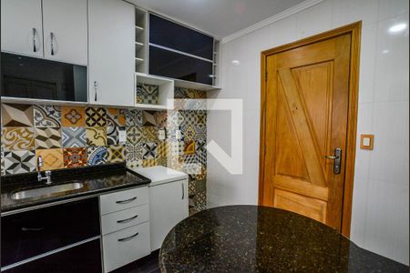 Apartamento à venda com 84m², 2 quartos e 1 vaga Apartamento à venda com 84m², 2 quartos e 1 vagaCozinha