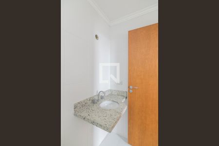 Apartamento à venda com 62m², 2 quartos e 2 vagas Apartamento à venda com 62m², 2 quartos e 2 vagasBanheiro da Suite