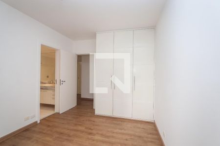 Apartamento à venda com 260m², 4 quartos e 3 vagas Apartamento à venda com 260m², 4 quartos e 3 vagasSuite 3