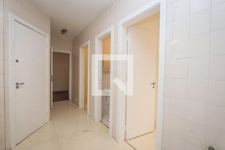 Apartamento à venda com 260m², 4 quartos e 3 vagas Apartamento à venda com 260m², 4 quartos e 3 vagasLavanderia