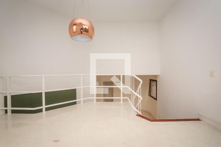 Apartamento à venda com 260m², 4 quartos e 3 vagas Apartamento à venda com 260m², 4 quartos e 3 vagasMesanino