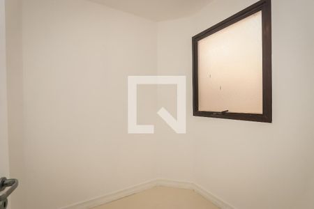 Apartamento à venda com 260m², 4 quartos e 3 vagas Apartamento à venda com 260m², 4 quartos e 3 vagasQuarto de Serviço