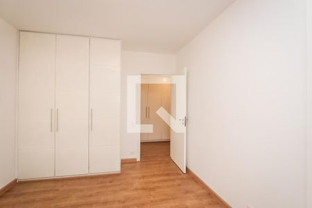 Apartamento à venda com 260m², 4 quartos e 3 vagas Apartamento à venda com 260m², 4 quartos e 3 vagasSuite 2
