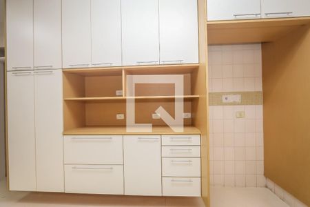Apartamento à venda com 260m², 4 quartos e 3 vagas Apartamento à venda com 260m², 4 quartos e 3 vagasCozinha