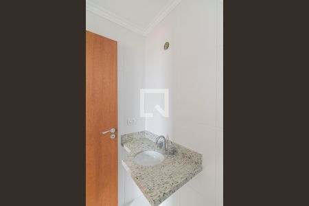 Apartamento à venda com 62m², 2 quartos e 2 vagas Apartamento à venda com 62m², 2 quartos e 2 vagasBanheiro da Suite