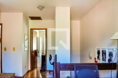 Casa de condomínio à venda com 180m², 3 quartos e 2 vagasHall superior