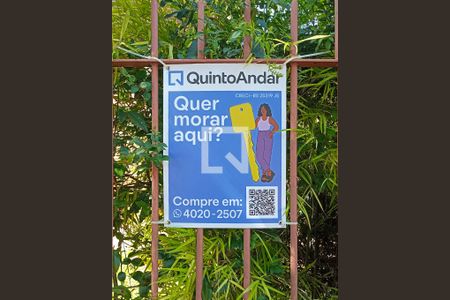 Casa de condomínio à venda com 180m², 3 quartos e 2 vagasPlaca