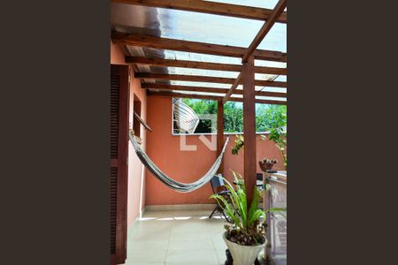 Casa de condomínio à venda com 180m², 3 quartos e 2 vagasÁrea externa