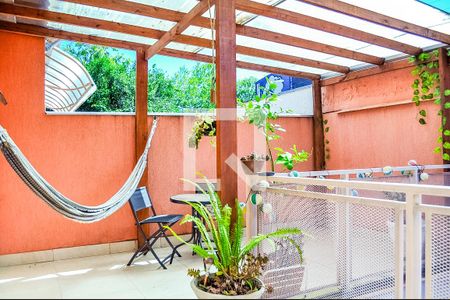 Casa de condomínio à venda com 180m², 3 quartos e 2 vagasÁrea externa