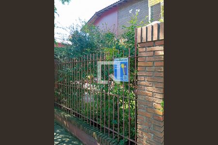 Casa de condomínio à venda com 180m², 3 quartos e 2 vagasPlaca