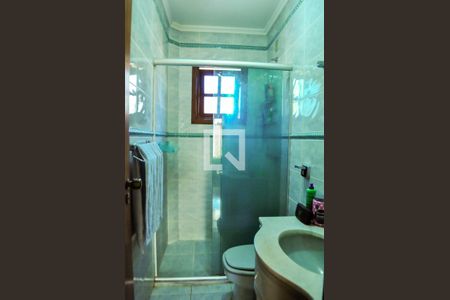 Casa de condomínio à venda com 180m², 3 quartos e 2 vagasBanheiro social