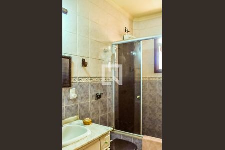 Casa de condomínio à venda com 180m², 3 quartos e 2 vagasBanheiro da Suíte