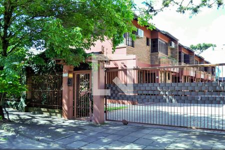 Casa de condomínio à venda com 180m², 3 quartos e 2 vagasFachada do condomínio