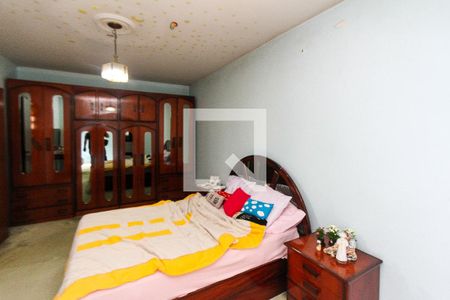 Casa à venda com 440m², 2 quartos e 8 vagasSuite