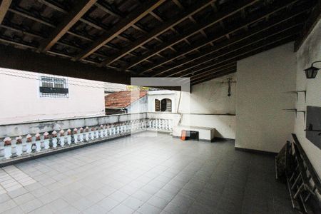 Casa à venda com 440m², 2 quartos e 8 vagasTerraço