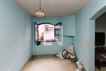 Casa à venda com 440m², 2 quartos e 8 vagasCloset