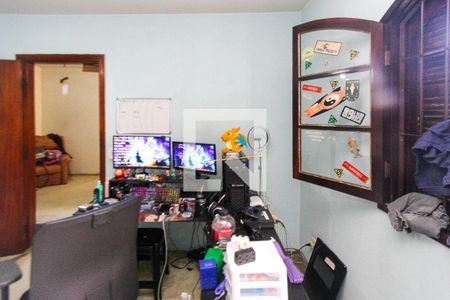 Casa à venda com 440m², 2 quartos e 8 vagasQuarto 02