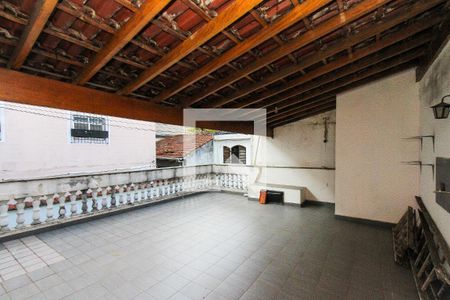 Casa à venda com 440m², 2 quartos e 8 vagasTerraço