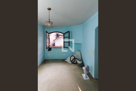 Casa à venda com 440m², 2 quartos e 8 vagasCloset