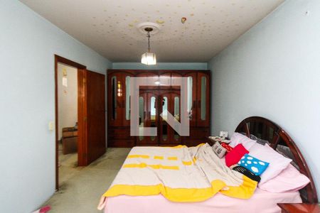 Casa à venda com 440m², 2 quartos e 8 vagasSuite