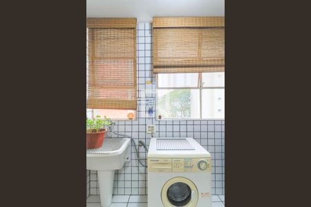 Apartamento à venda com 112m², 1 quarto e 2 vagas Apartamento à venda com 112m², 1 quarto e 2 vagasÁrea de Serviço